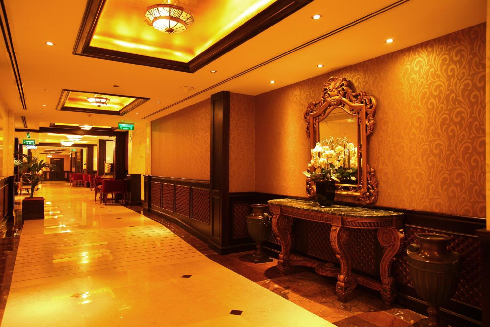 อาราเบียน คอร์ตยาร์ด โฮเทล แอนด์ สปา Hotel ดูไบ ภายนอก รูปภาพ