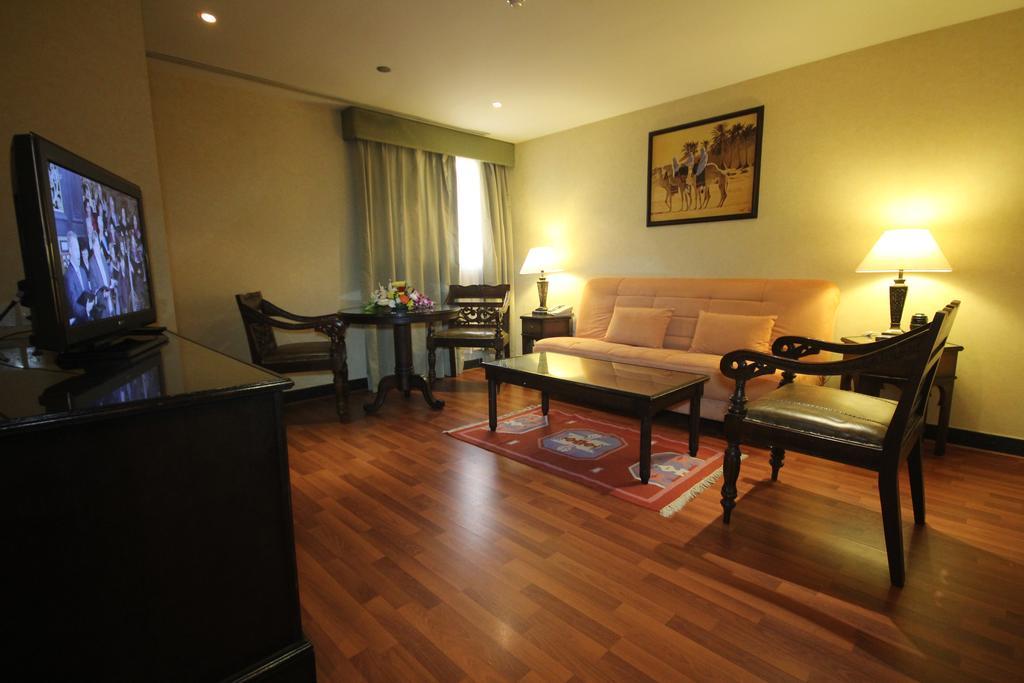 อาราเบียน คอร์ตยาร์ด โฮเทล แอนด์ สปา Hotel ดูไบ ภายนอก รูปภาพ