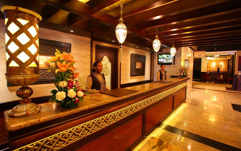 อาราเบียน คอร์ตยาร์ด โฮเทล แอนด์ สปา Hotel ดูไบ ภายนอก รูปภาพ