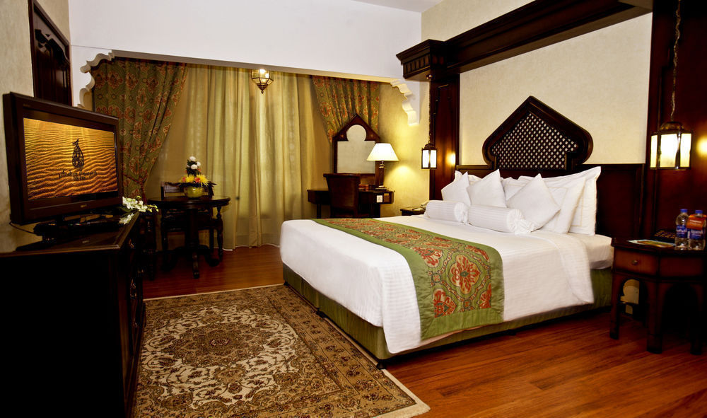 อาราเบียน คอร์ตยาร์ด โฮเทล แอนด์ สปา Hotel ดูไบ ภายนอก รูปภาพ